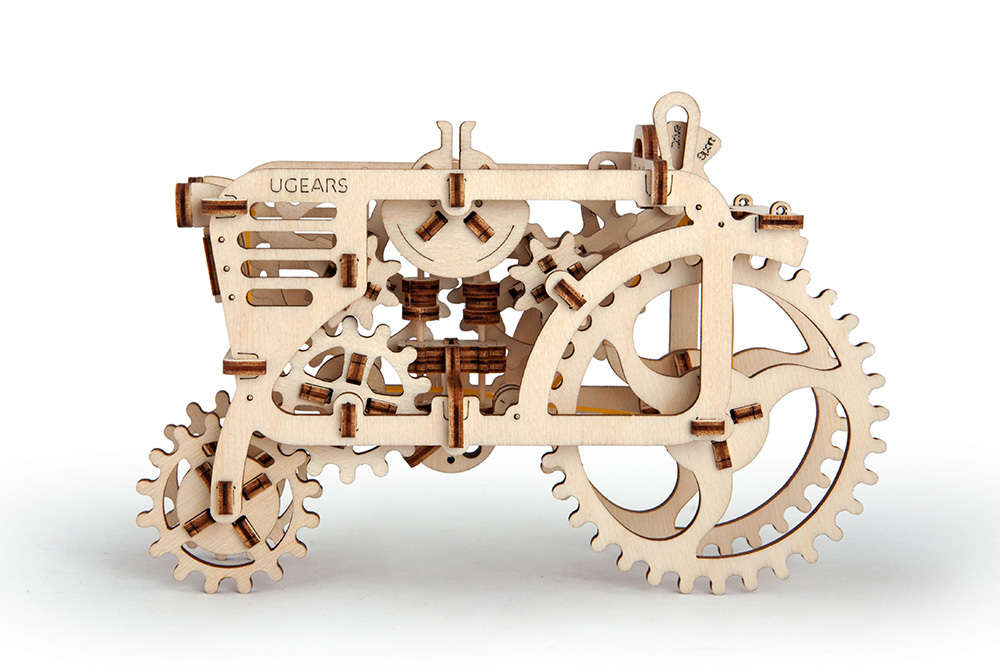UGEARS Traktor mechanisches Modell Bausatz Bulldog Gummimotor aus Holz 
